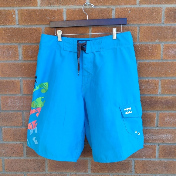Billabong Other - Billabong Short W34 Blue Shorts With Graphic